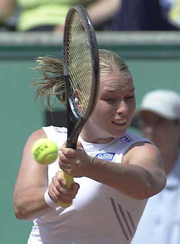 Η Αυστριακή Σετ απέκλεισε τη Βένους Γουίλιαμς στον πρώτο γύρο του Roland Garros