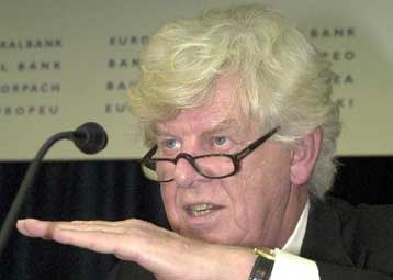 Σε «κατάλληλο» επίπεδο είναι τα ευρωπαϊκά επιτόκια, δήλωσε ο Ντούιζενμπεργκ