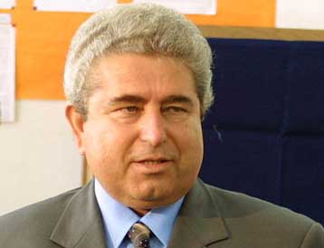 Μικρό προβάδισμα της κυπριακής Αριστεράς έναντι του ΔΗΣΥ στις εκλογές της Κύπρου