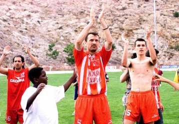 Ο Εθνικός Αστέρας 3-1 τον Αθηναϊκό, και γλίτωσε τα μπαράζ