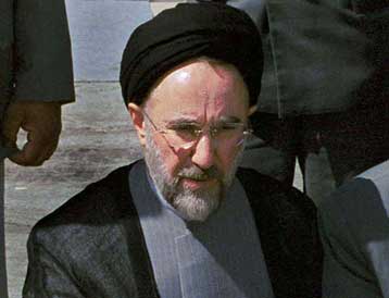 Η ιρανική Δικαιοσύνη απαγόρευσε προεκλογική συγκέντρωση του Χαταμί