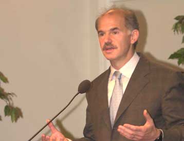 Οι ΗΠΑ θα υποστηρίξουν την ένταξη της Κύπρου στην ΕΕ, δηλώνει ο ΥΠΕΞ