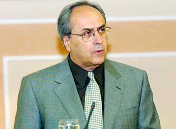 Προοδευτικές τομές ζητά από το ΠΑΣΟΚ ο πρόεδρος του ΣΥΝ