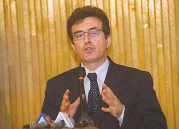 Η μείωση των τροχαίων κατά 20% στόχος του υπουργείου Δημόσιας Τάξης