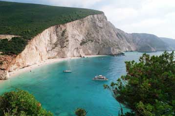 Νέοι όροι δόμησης σε παραλιακές και ευαίσθητες περιοχές από το ΥΠΕΧΩΔΕ