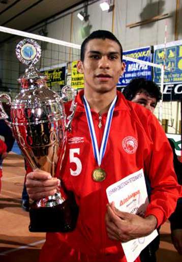 Έτοιμος να ανανεώσει το συμβόλαιό του με την ομάδα βόλεϊ του Ολυμπιακού είναι ο Γκόμεζ