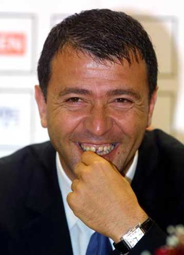 Δεν πρόκειται να ανεχτώ τέτοιου είδους συμπεριφορά – Κατσάδα σε Χούτο