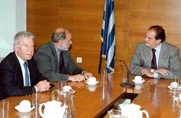 Πνεύμα κατανόησης από όλες τις πλευρές ζητούν για το ασφαλιστικό οι βιομήχανοι