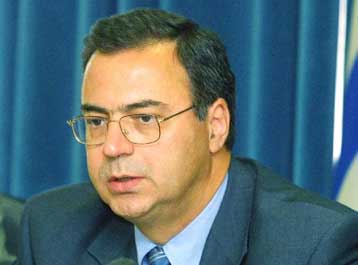 Στόχος η αύξηση της χρήσης των ανανεώσιμων πηγών ενέργειας, τόνισε ο ΥΠΑΝ