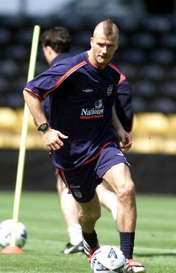 Ο Έρικσον βρίσκει ομοιότητες ανάμεσα σε φιλικό και επίσημο αγώνα της Αγγλίας