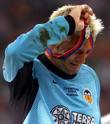 Ολονύχτια πανηγύρια στη Γερμανία, δάκρυα στην Ισπανία