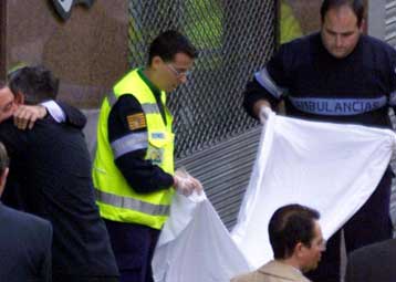 Δολοφονία στελέχους εφημερίδας αποδίδεται στην Οργάνωση των Βάσκων αυτονομιστών