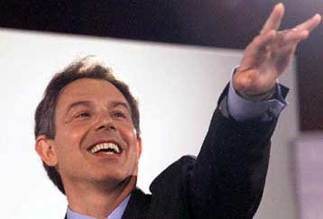 Δύο στους τρεις Βρετανούς δεν θέλουν το ευρώ, αλλά θα ψηφίσουν τον Μπλερ