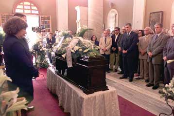 Συγγενείς και φίλοι αποχαιρέτησαν τον Αχιλλέα Χατζόπουλο