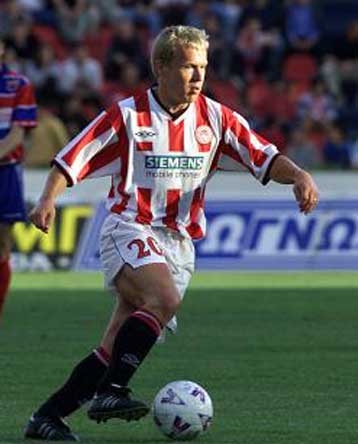 Θέλω να μείνω στον Ολυμπιακό, λέει στο onefootball o Παρ Ζέτερμπεργκ