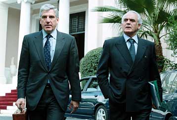 Συνάντηση για το εξοπλιστικό θα έχουν Σημίτης – Τσοχατζόπουλος – Παπαντωνίου