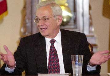 Η επιβράδυνση στις ΗΠΑ αποτελεί παρελθόν, υποστηρίζει ο Πολ ΟΝιλ