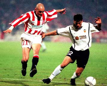 Μόλις δύο ήττες σε 18 αγώνες γνώρισε η Βαλένθια έως τον τελικό