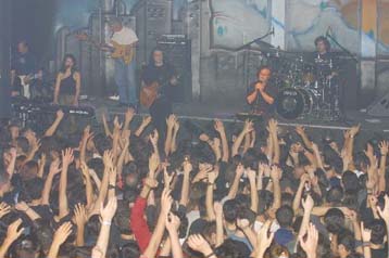 Παράνομη η παρουσία αστυνομικών σε συγκεντρώσεις κλειστού χώρου, έκρινε το ΣτΕ