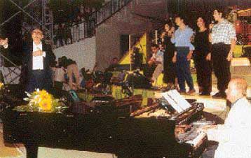 Σταδιακή βελτίωση της υγείας του γνωστού συνθέτη Γιάννη Σπανού