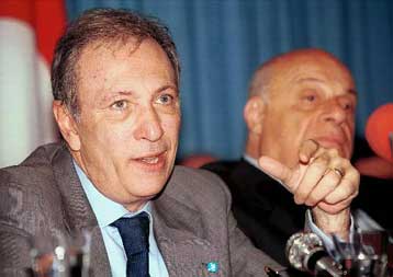 Μειλίχιος έναντι της Ελλάδας και σκληρός για την ένταξη της Κύπρου ο Τούρκος ΥΠΕΞ