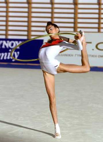 Η Ανδριόλα υπερίσχυσε της Ντώνα στο Πανελλήνιο ρυθμικής γυμναστικής