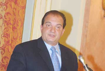 Η Ελλάδα πρέπει να καλύψει το ψηφιακό χάσμα, τονίζει ο πρόεδρος της ΝΔ