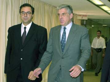 Εν αναμονή των προτάσεων των συμβούλων για τη μετοχοποίηση της ΔΕΗ