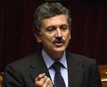 Ο ηγέτης των Δημοκρατών της Αριστεράς καλεί σε διάλογο τους Ιταλούς κομμουνιστές