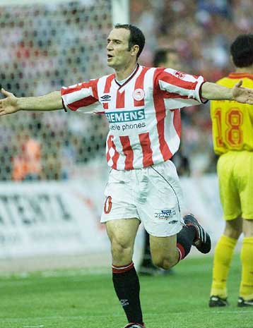 Υπέρλαμπρη φιέστα τίτλου για τον Ολυμπιακό – Νίκησε 1-0 τον Αθηναϊκό