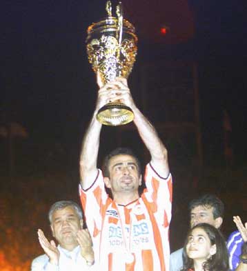 Λαμπρή «ερυθρόλευκη» φιέστα και νίκη – Στο Champions League ο ΠΑΟ