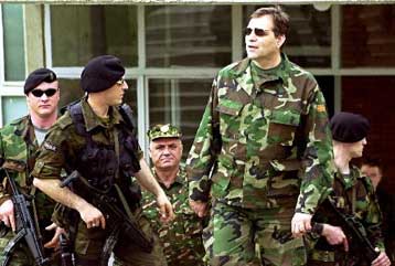 Χωρίς επεισόδια ξημέρωσε η Κυριακή στην ΠΓΔΜ