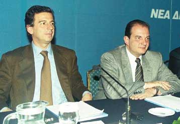 Ο Μ.Λιάπης καλεί τον επίτιμο να επιτρέψει την επιστροφή Σαμαρά στη ΝΔ