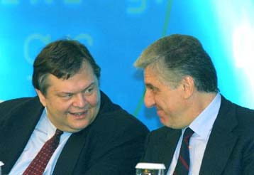 Mε Σημίτη στις επόμενες εκλογές, δηλώνουν Παπαντωνίου – Βενιζέλος