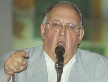 Κριτική στην κυβέρνηση με άξονα το ασφαλιστικό από τον τέως υπουργό Πολιτισμού