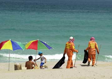 Περίπου 12 εκατ. τουρίστες περιμένει φέτος το καλοκαίρι ο ΕΟΤ