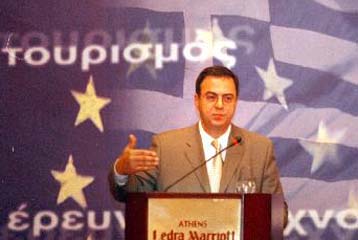 Κανένα πρόβλημα με τα ξενοδοχεία το 2004, διαβεβαίωσε ο ΥΠΑΝ