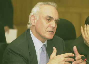 Ένταση στη Βουλή για τα μαχητικά F4 – Στις 24 Μαΐου συνεδριάζει το ΚΥΣΕΑ