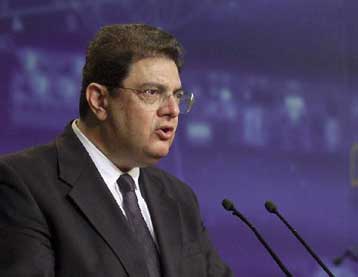 Συμφωνία ΟΤΕ – ΑΤΗΚ ενοποιεί τον τηλεπικοινωνιακό χώρο Ελλάδας – Κύπρου