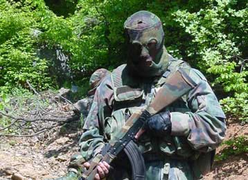 Μετ εμποδίων η είσοδος των γιουγκοσλαβικών δυνάμεων στην ουδέτερη ζώνη