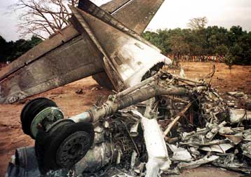 Υπουργός και βουλευτές μεταξύ των 29 θυμάτων από πτώση αεροπλάνου στο Ιράν