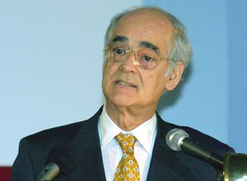 Μήνυμα αλληλεγγύης και αλληλοκατανόησης από τον πρόεδρο της Βουλής