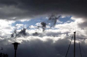 Με «βομβαρδισμό» των νεφών θα αντιμετωπίσει το υπουργείο Γεωργίας την ανομβρία