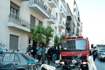 Τέσσερις διαδοχικές εκρήξεις στη Σόλωνος και την Ιπποκράτους