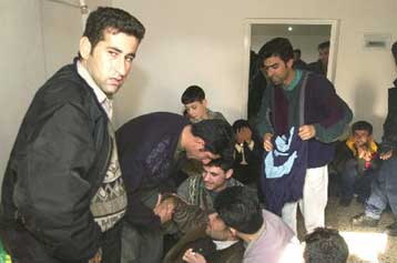 Δεκάδες λαθρομετανάστες συνελήφθησαν σε Κέρκυρα και Κω