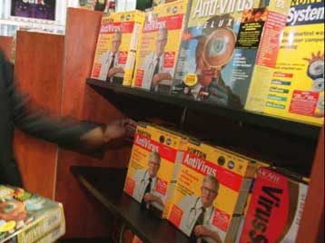 Ιός μεταμφιέζεται σε προειδοποιητικό μήνυμα από τη Symantec και απειλεί