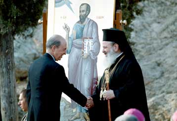 Θα συναντήσω τον πρωθυπουργό εάν το ζητήσει, δηλώνει ο Αρχιεπίσκοπος