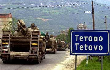 Ένας τραυματίας στο Τέτοβο – Ο κυβερνητικός στρατός ενισχύει τις δυνάμεις του