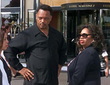 Ο Τζέσε Τζάκσον επικρίνει το Φεστιβάλ Καννών για «πολιτιστικό απαρτχάιντ»