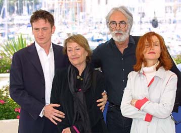 Μ.Χάνεκε, αντι – χολιγουντιανές δηλώσεις Λόουτς και πάρτι «δαχτυλιδιών» στην Κρουαζέτ